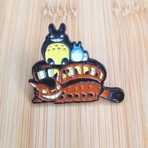 2/$20 Brand New My Neighbor Totoro Pin Brooch Cat Bus Family
